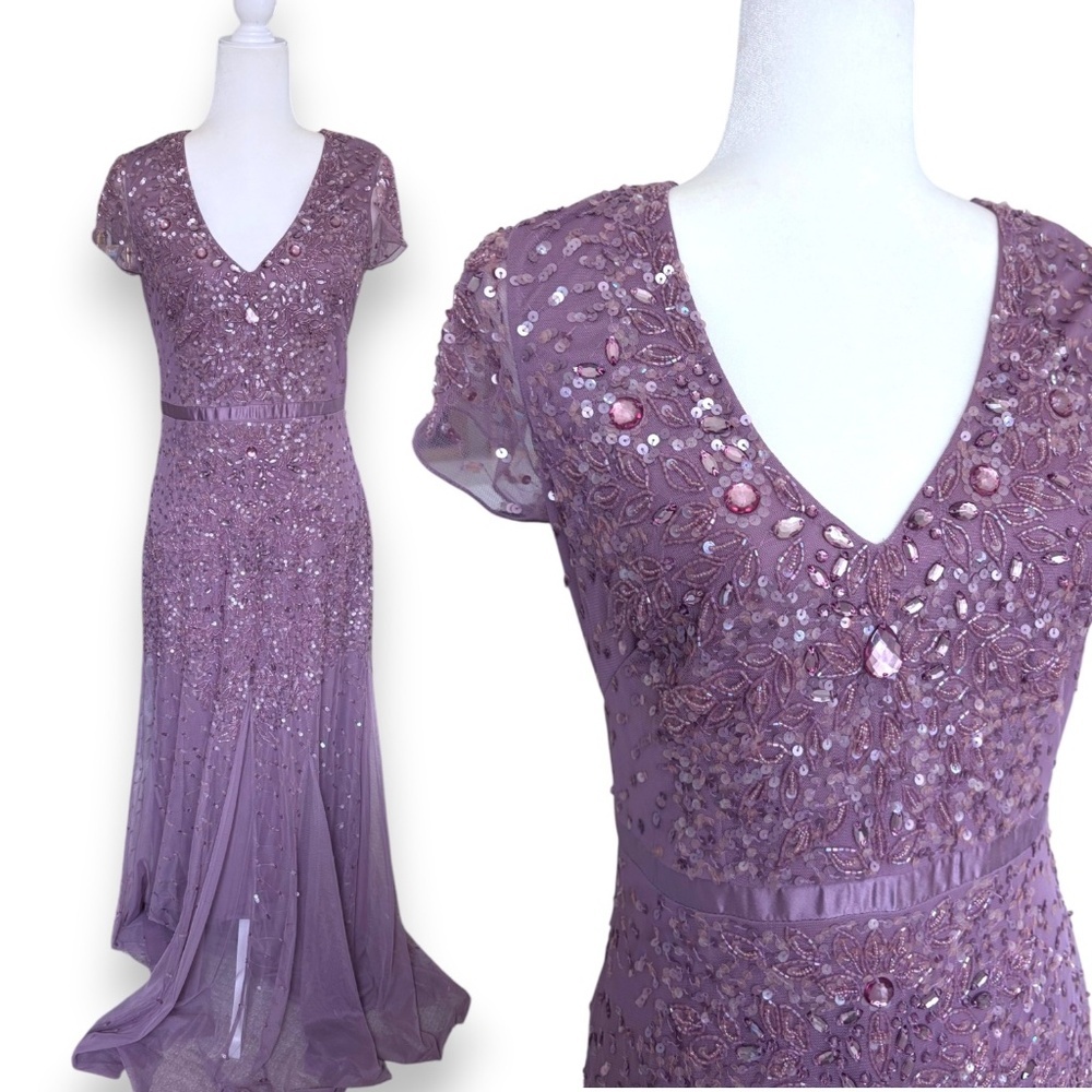 Adrianna Papell Beaded Purple Gown with a V-Neck and Embellishments Size 8